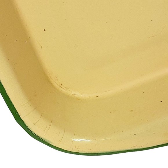 Cream and Green Enamelware Cake Casserole Pan Vintage Farmhouse Bakeware Decor - Picture 14 of 14